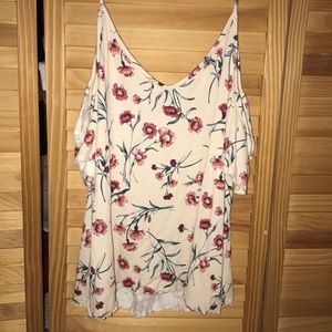 Cold shoulder Soft&Sexy shirt